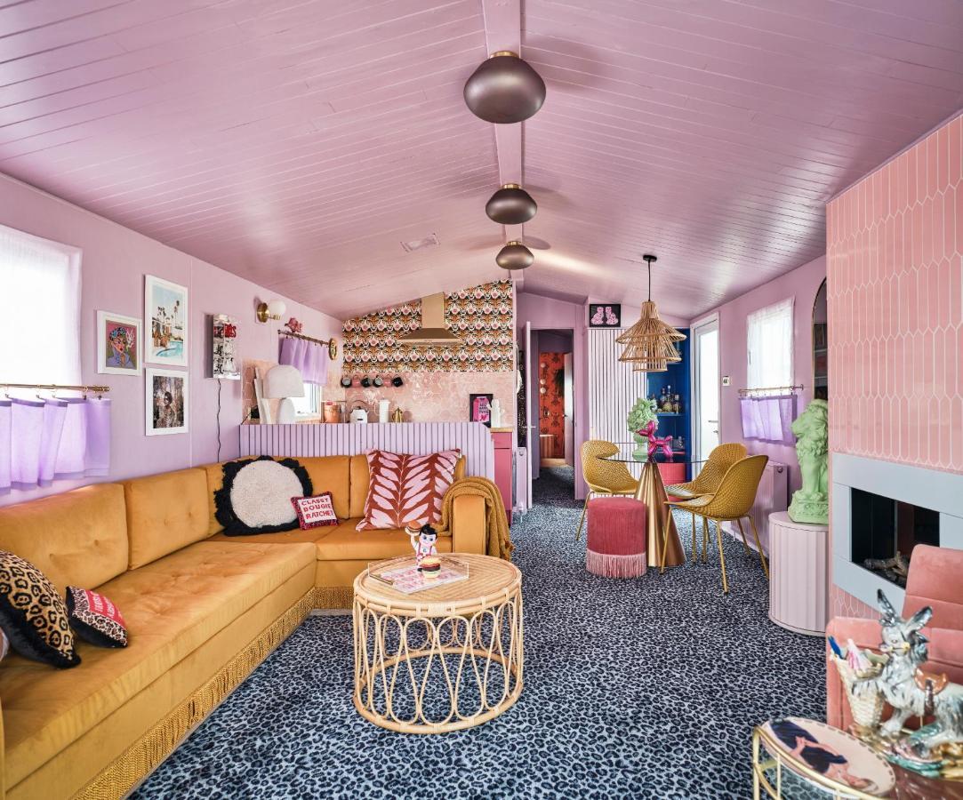 Fun Barbie Inspired, 6 Berth Caravan - Camber Sands Holiday Park, Near The Beach Luaran gambar